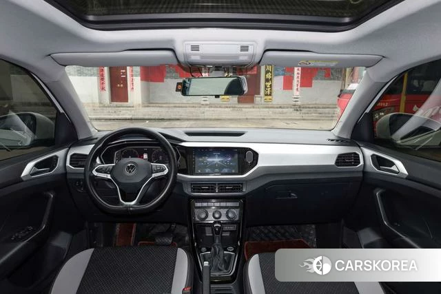 Volkswagen Exploring the shadow id 4342142 из Китая 25