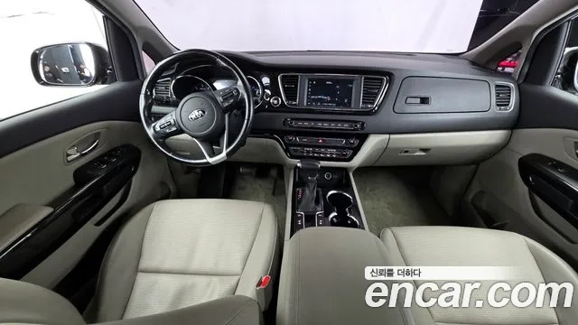 Kia The New Carnival id 2887142 из Кореи 17