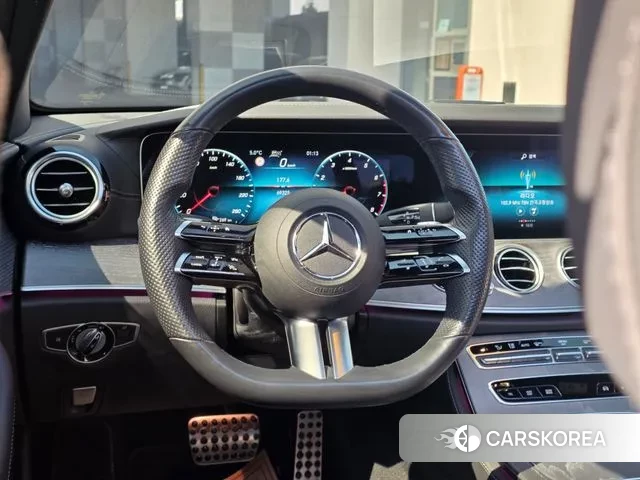 Mercedes-Benz E-Class W213 id 3716872 из Кореи 17