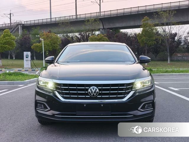 Volkswagen Passat id 4261235 из Китая 16