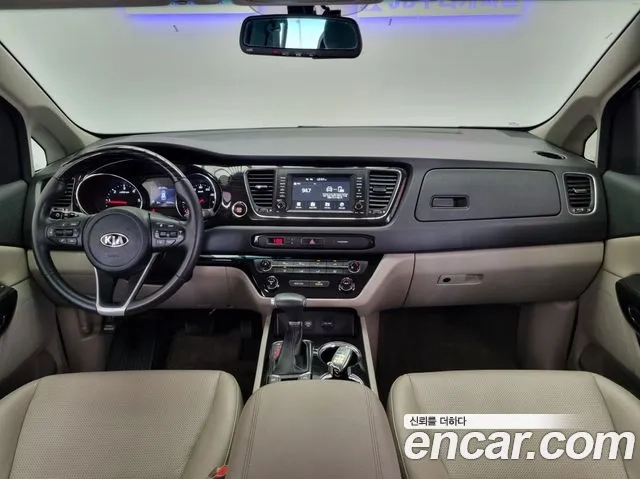Kia The New Carnival id 2937073 из Кореи 17