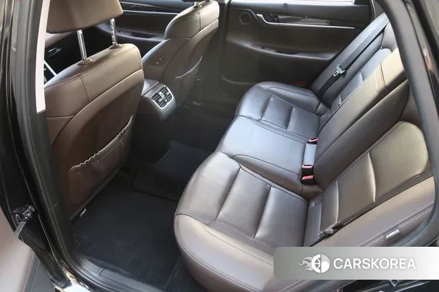 Hyundai Grandeur IG id 2331565 из Кореи 17