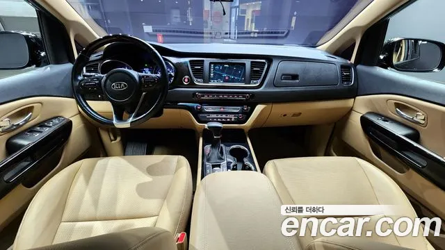 Kia The New Carnival id 2502423 из Кореи 17