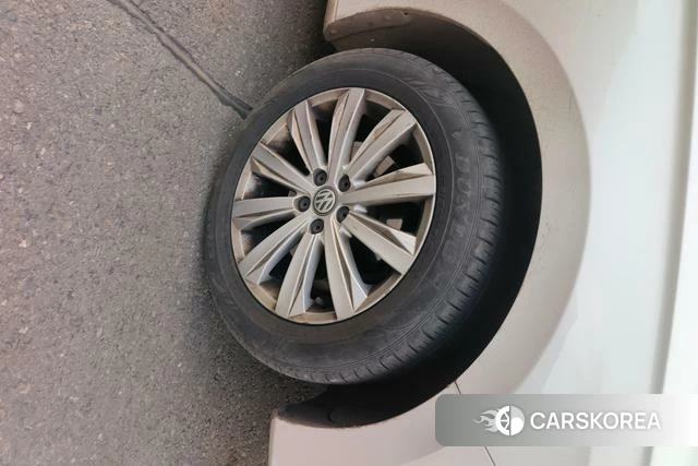 Volkswagen Bora id 4257288 из Китая 14