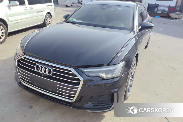Audi A6L id 4241972 из Китая 14