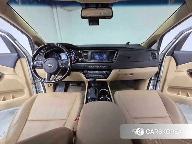 Kia The New Carnival id 4406319 из Кореи 17