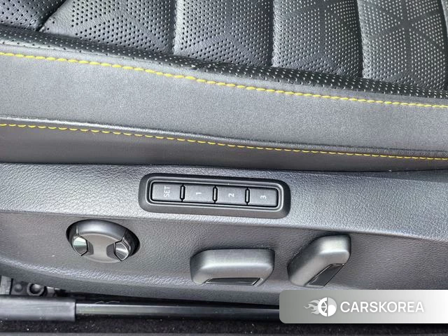 Volkswagen CC id 4258095 из Китая 14