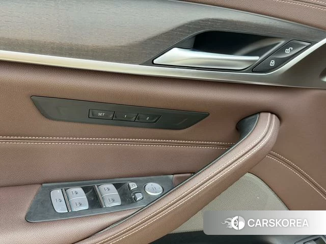 BMW 5 series id 4291131 из Китая 26