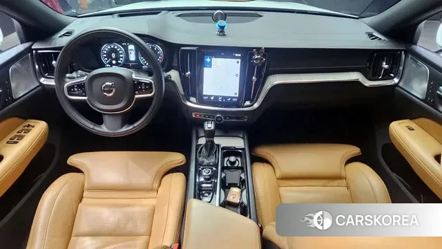 Volvo V60 Cross-Country 2nd Generation id 3718320 из Кореи 17