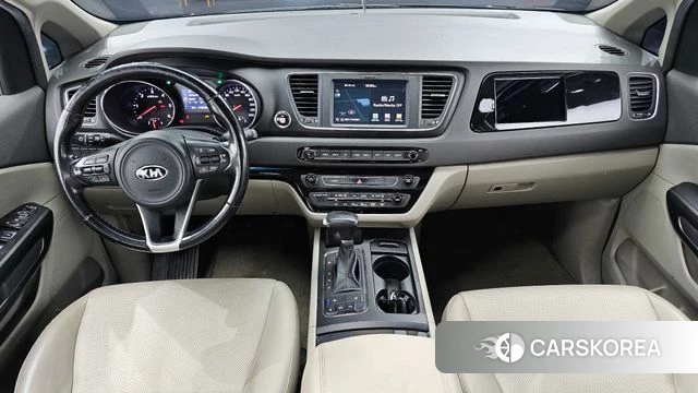 Kia All New Carnival id 4658472 из Кореи 30