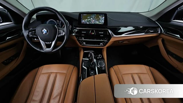 BMW 5 Series (G30) id 4610408 из Кореи 31