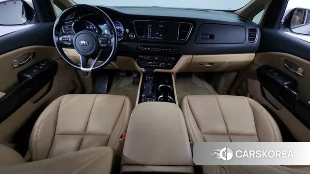 Kia The New Carnival id 3682099 из Кореи 17