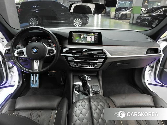 BMW 5 Series (G30) id 4476836 из Кореи 17