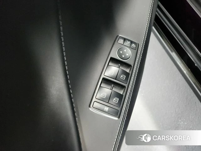 Tesla Model S id 4557603 из Кореи 16