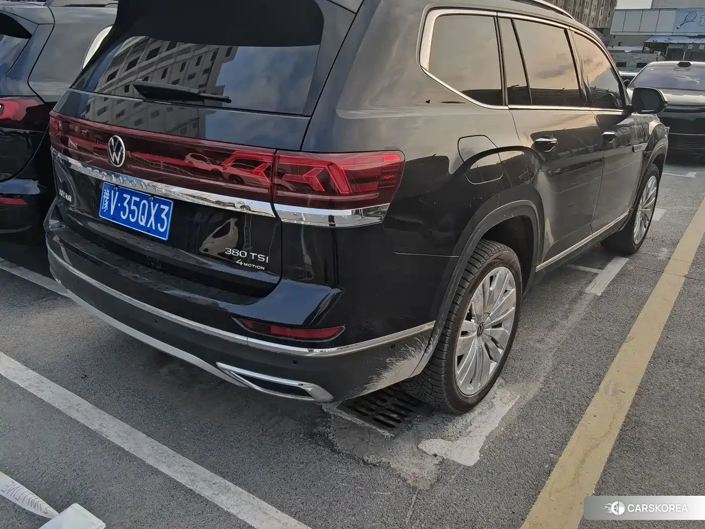 Volkswagen Touareg id 4628401 из Китая 7