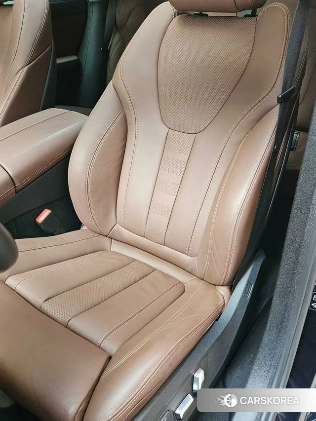BMW X6 id 4236540 из Китая 7