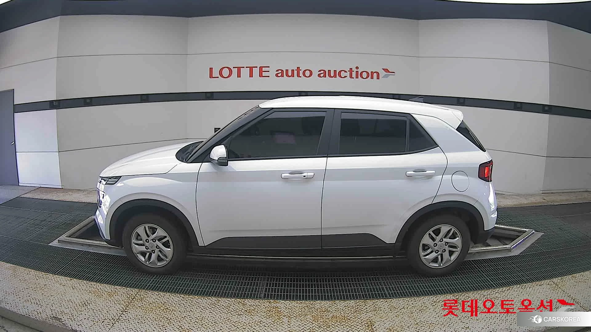 Hyundai Venue id 4669058 из Кореи 33