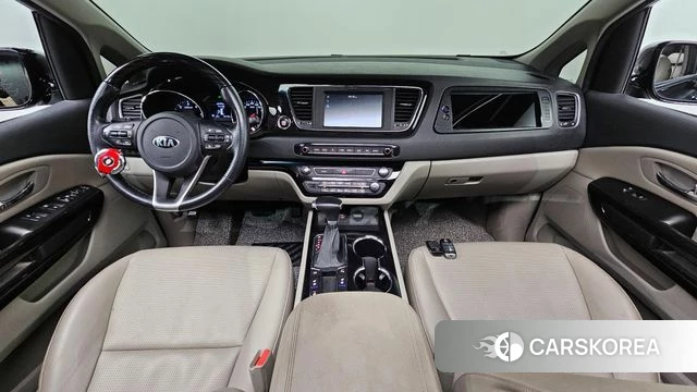 Kia The New Carnival id 4403229 из Кореи 27