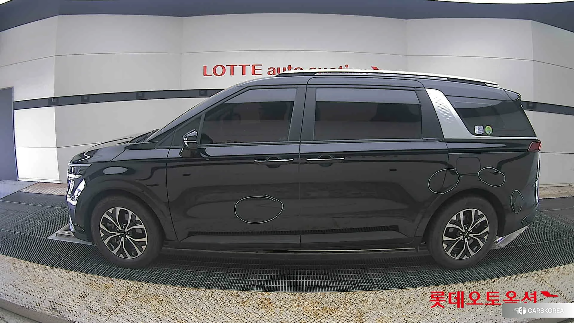 Kia Carnival id 4664249 из Кореи 35