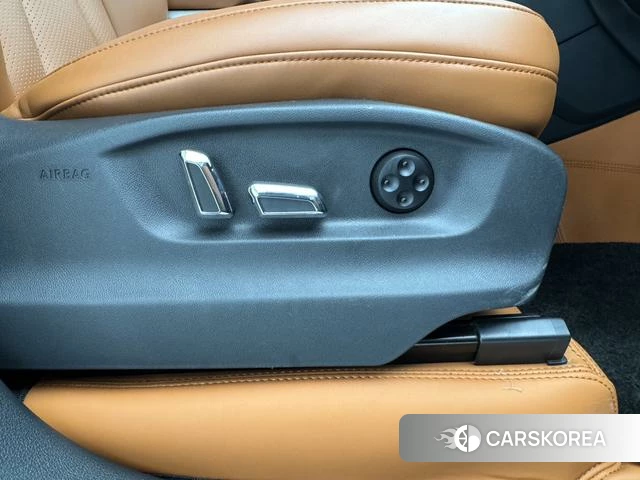 Audi Q7 id 4258711 из Китая 29