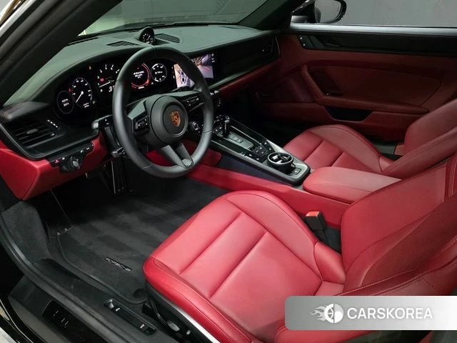 Porsche 911(992) id 4682430 из Кореи 17