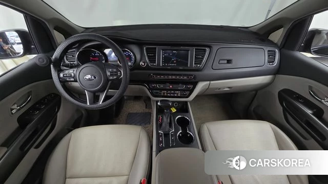 Kia The New Carnival id 4717928 из Кореи 17