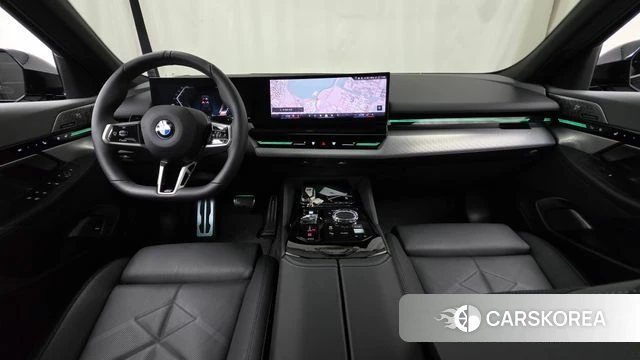 BMW 5 Series (G60) id 4686735 из Кореи 17