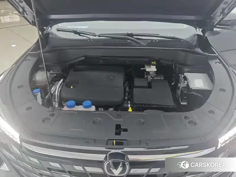 Chang'an Changan UNI-Z New Energy id 4589170 из Китая 7
