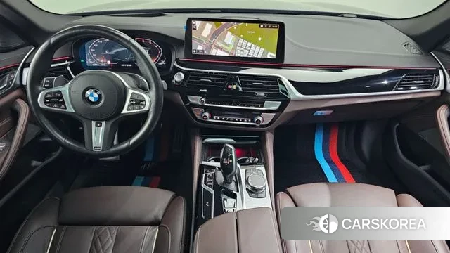 BMW 5 Series (G30) id 3508154 из Кореи 17