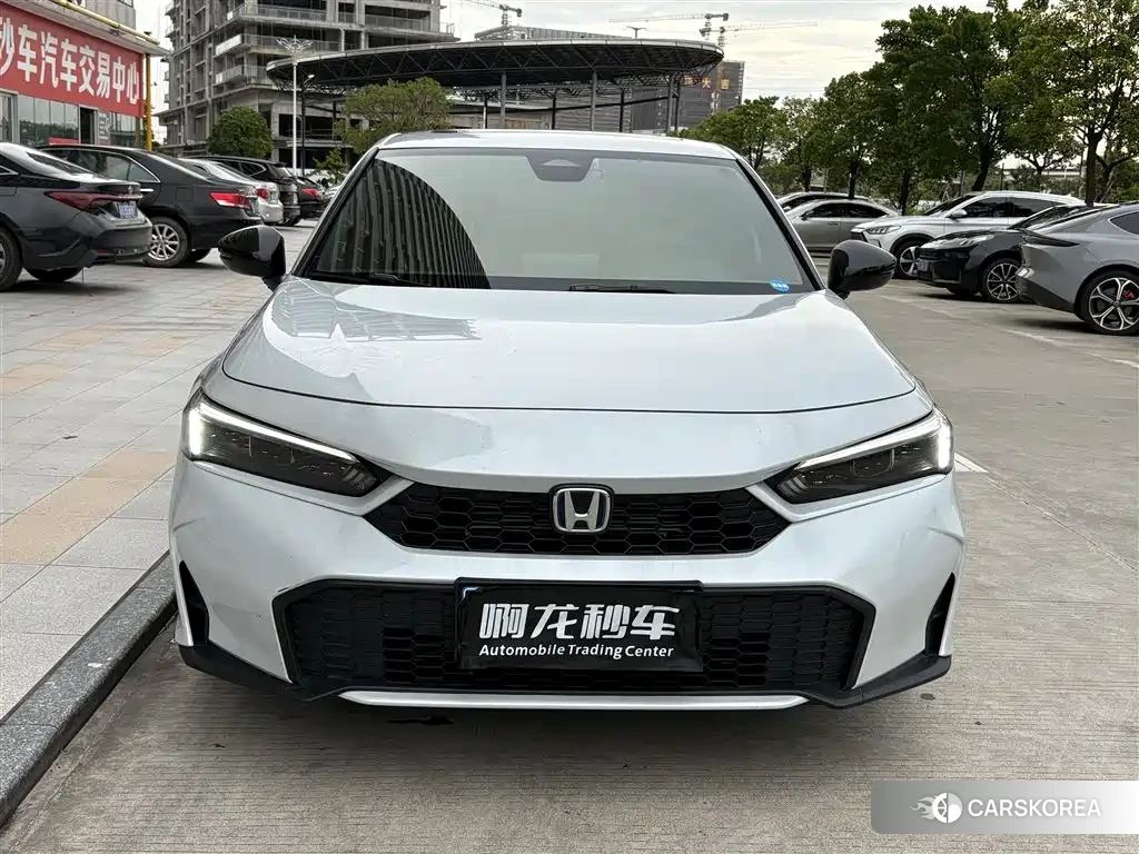 Honda Civic id 4570336 из Китая 7