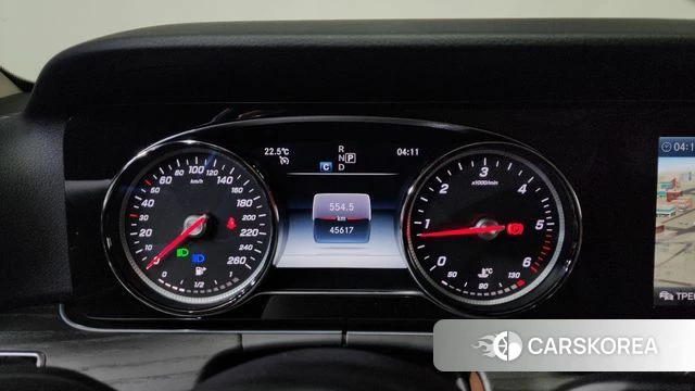 Mercedes-Benz E-Class W213 id 3911765 из Кореи 17