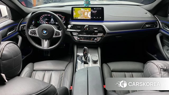 BMW 5 Series (G30) id 3799364 из Кореи 17