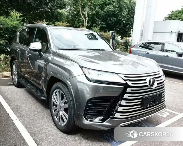 Lexus LX id 4259835 из Китая 11