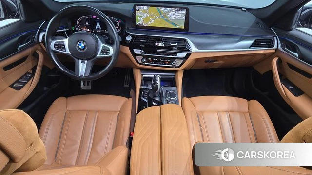 BMW 5 Series (G30) id 4330048 из Кореи 17