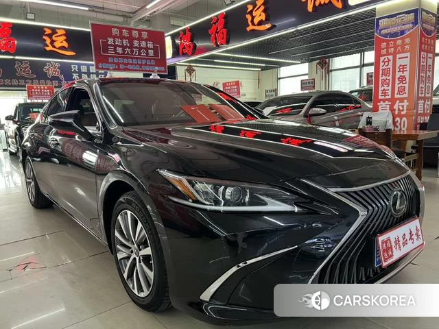 Lexus ES id 4277218 из Китая 23