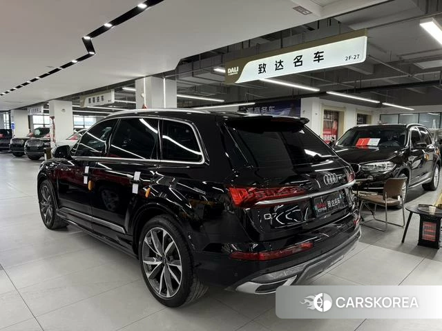 Audi Q7 id 4263789 из Китая 7