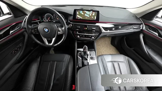 BMW 5 Series (G30) id 3356793 из Кореи 17