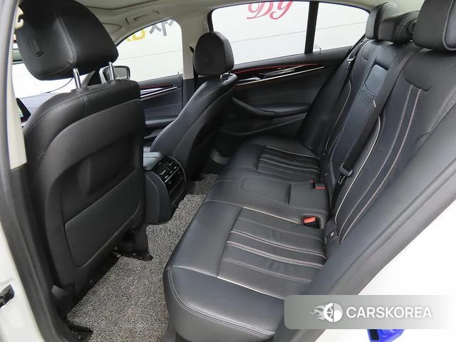 BMW 5 Series (G30) id 4574421 из Кореи 17