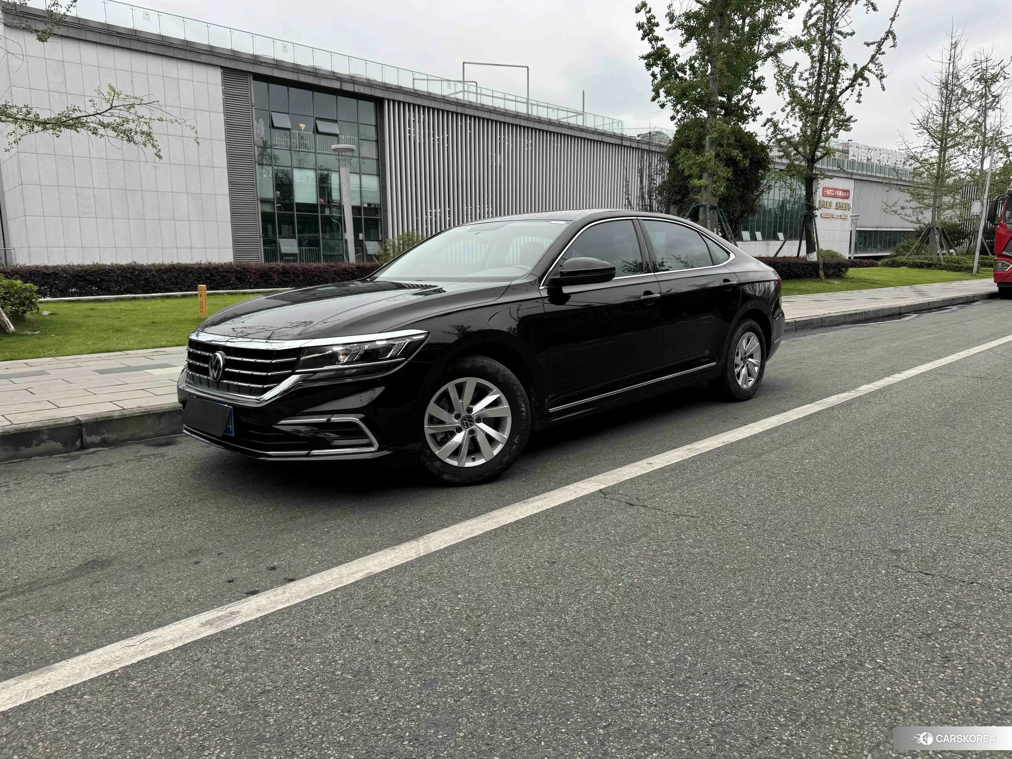 Volkswagen Passat id 4454332 из Китая 7