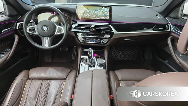 BMW 5 Series (G30) id 4422723 из Кореи 17