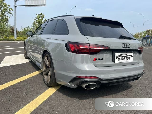 Audi RS 4 id 4265118 из Китая 9