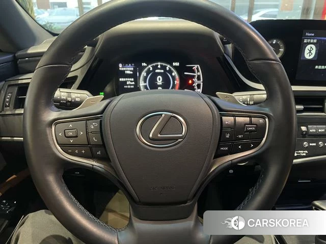 Lexus ES id 4261217 из Китая 13