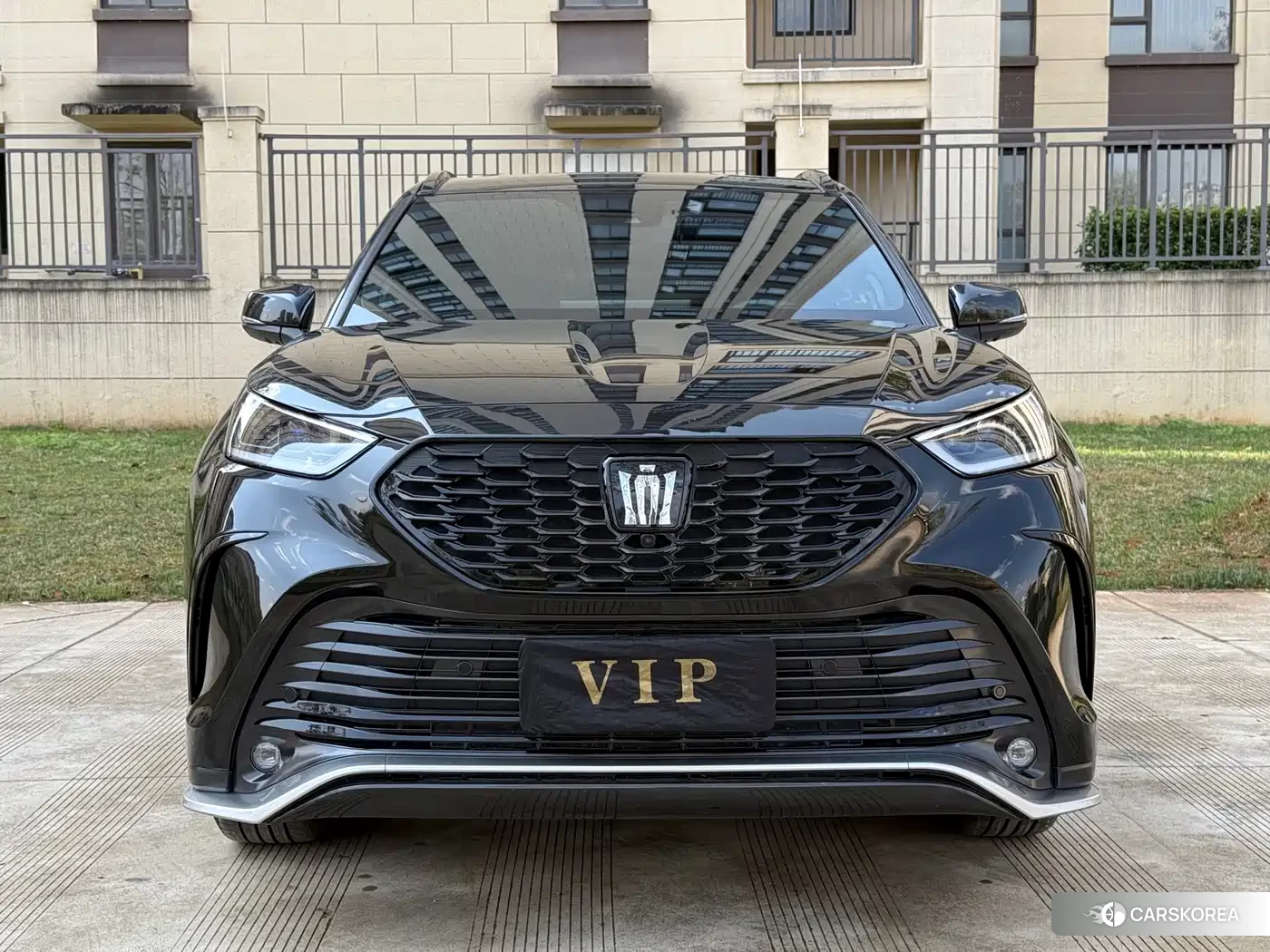 Toyota Crown id 4545915 из Китая 7