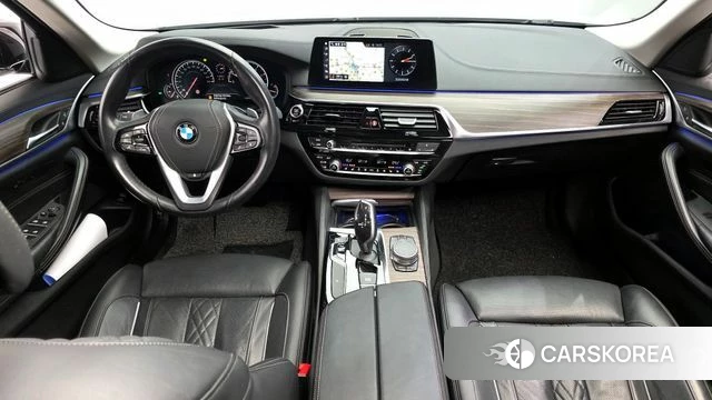 BMW 5 Series (G30) id 4294929 из Кореи 29