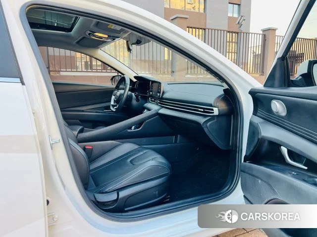 Hyundai Elantra id 4307651 из Китая 15
