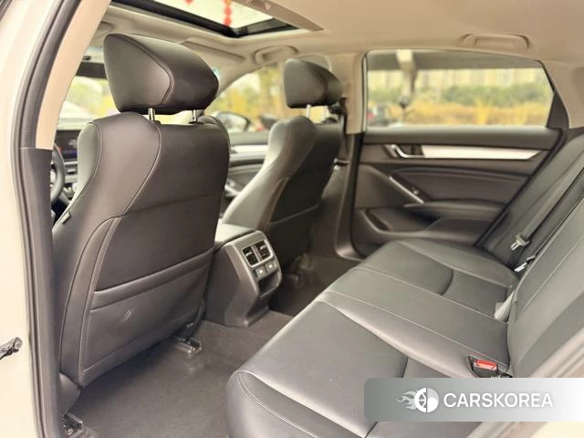 Honda Accord id 3856317 из Китая 7