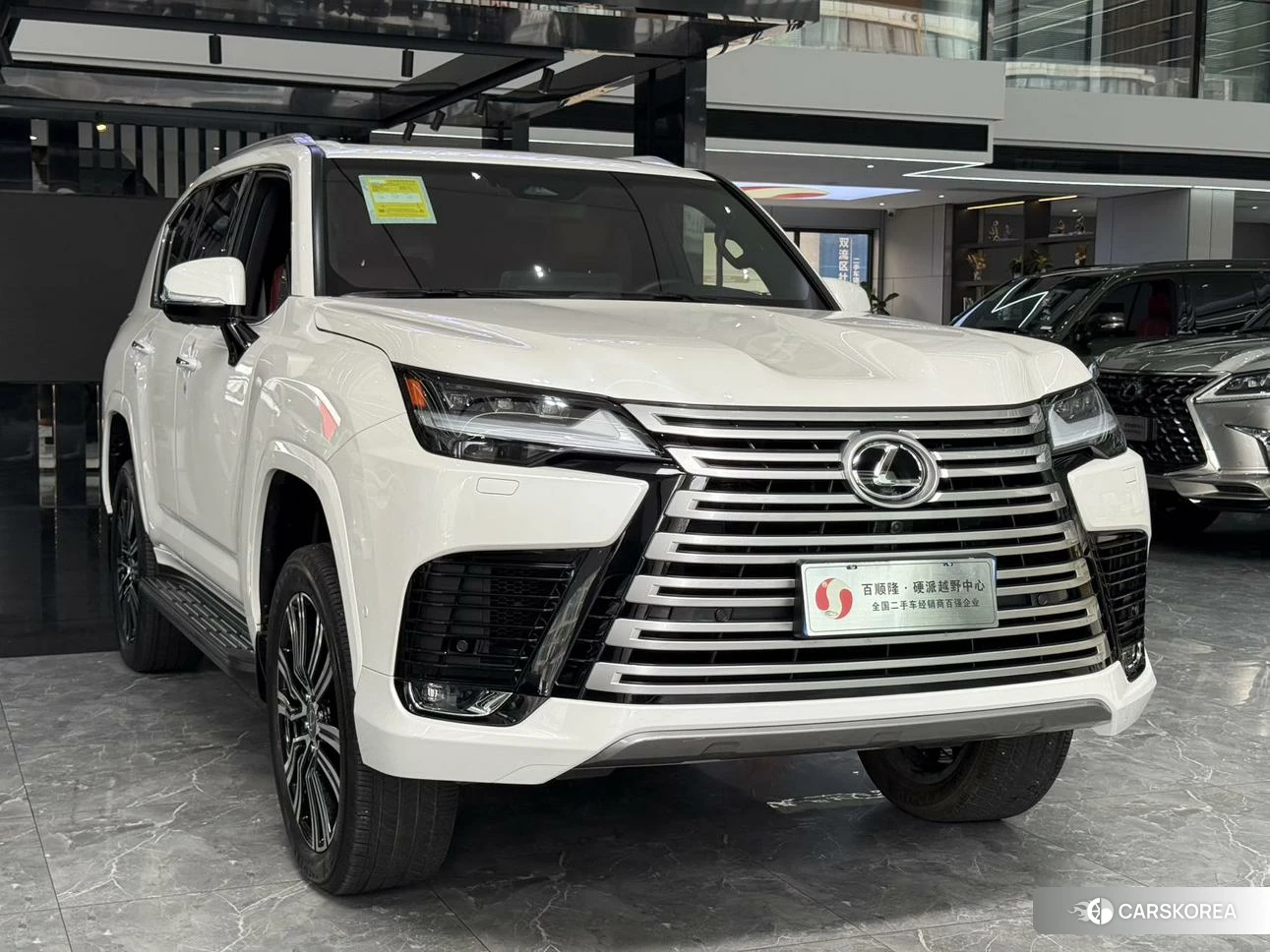 Lexus LX id 4440963 из Китая 11