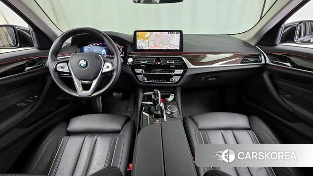 BMW 5 Series (G30) id 3864780 из Кореи 17