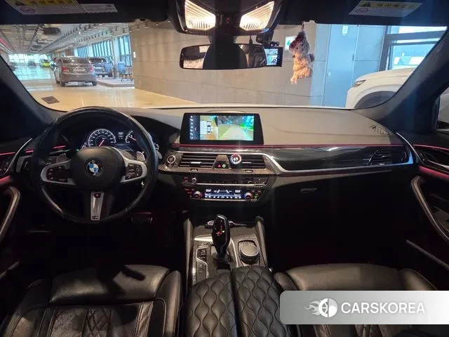 BMW 5 Series (G30) id 3034294 из Кореи 17