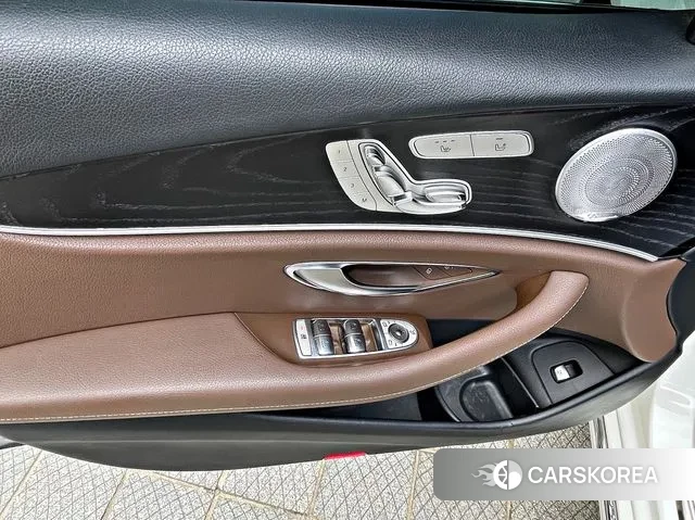 Mercedes-Benz E-Class W213 id 3270402 из Кореи 15